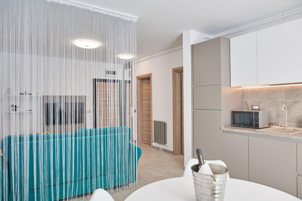 Sea Love Apt Spa N Pools Beach Resort Năvodari Eksteriør billede