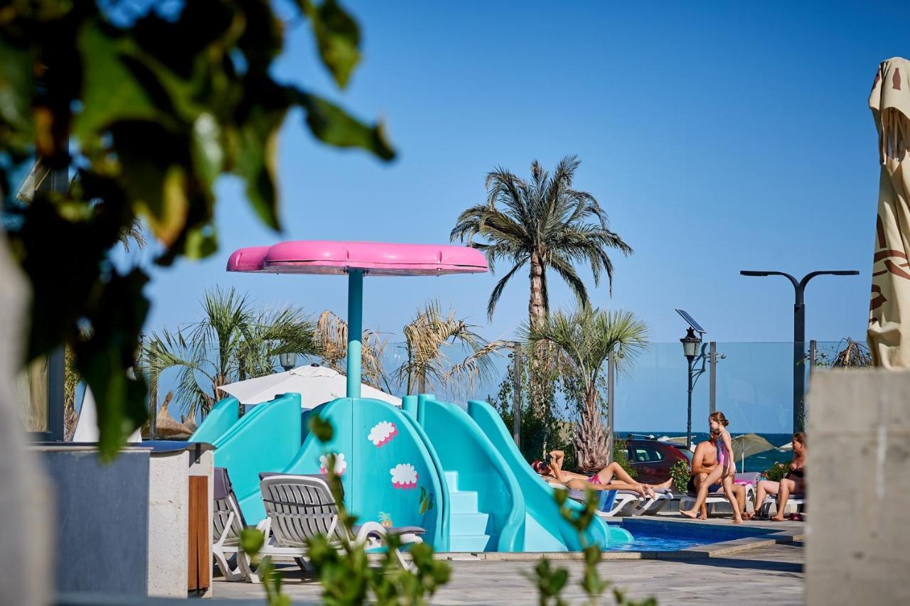 Sea Love Apt Spa N Pools Beach Resort Năvodari Eksteriør billede