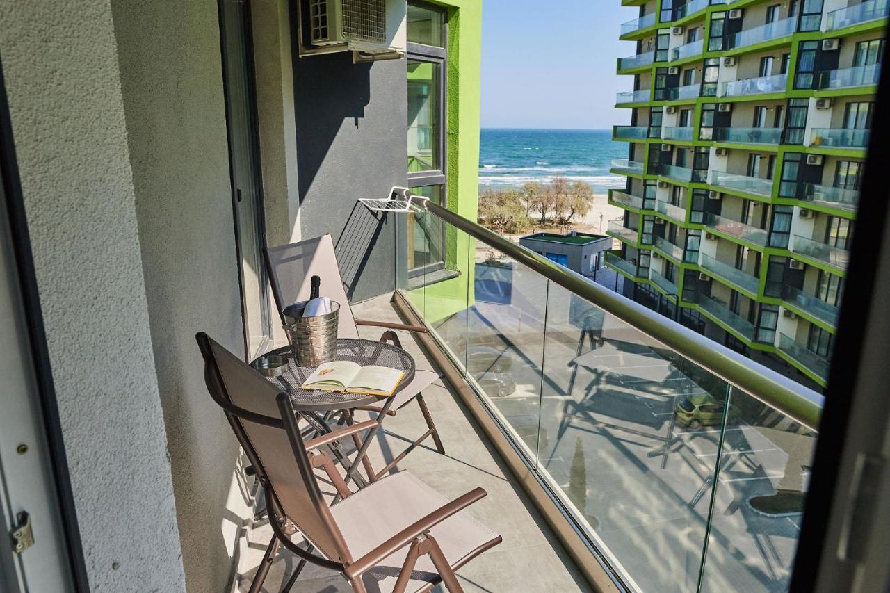 Sea Love Apt Spa N Pools Beach Resort Năvodari Eksteriør billede