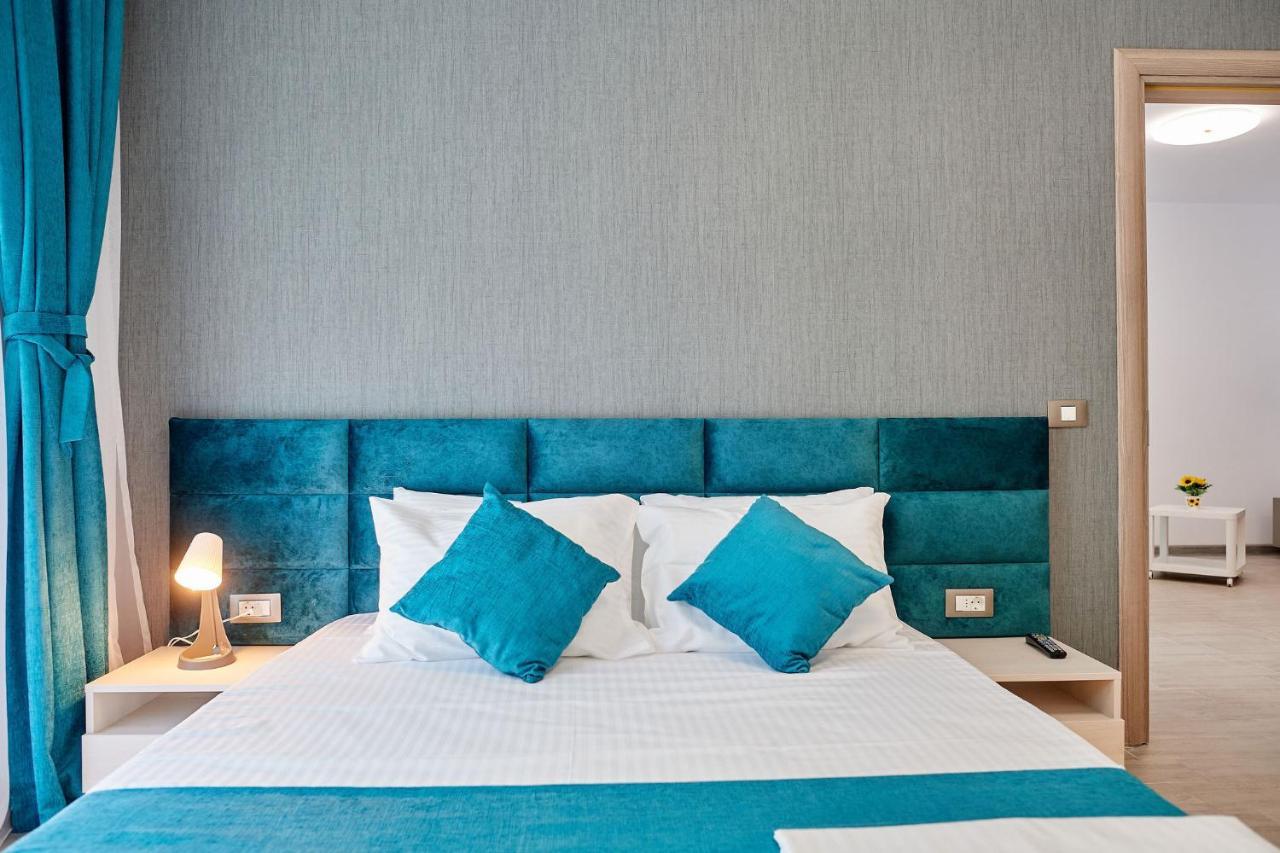 Sea Love Apt Spa N Pools Beach Resort Năvodari Eksteriør billede