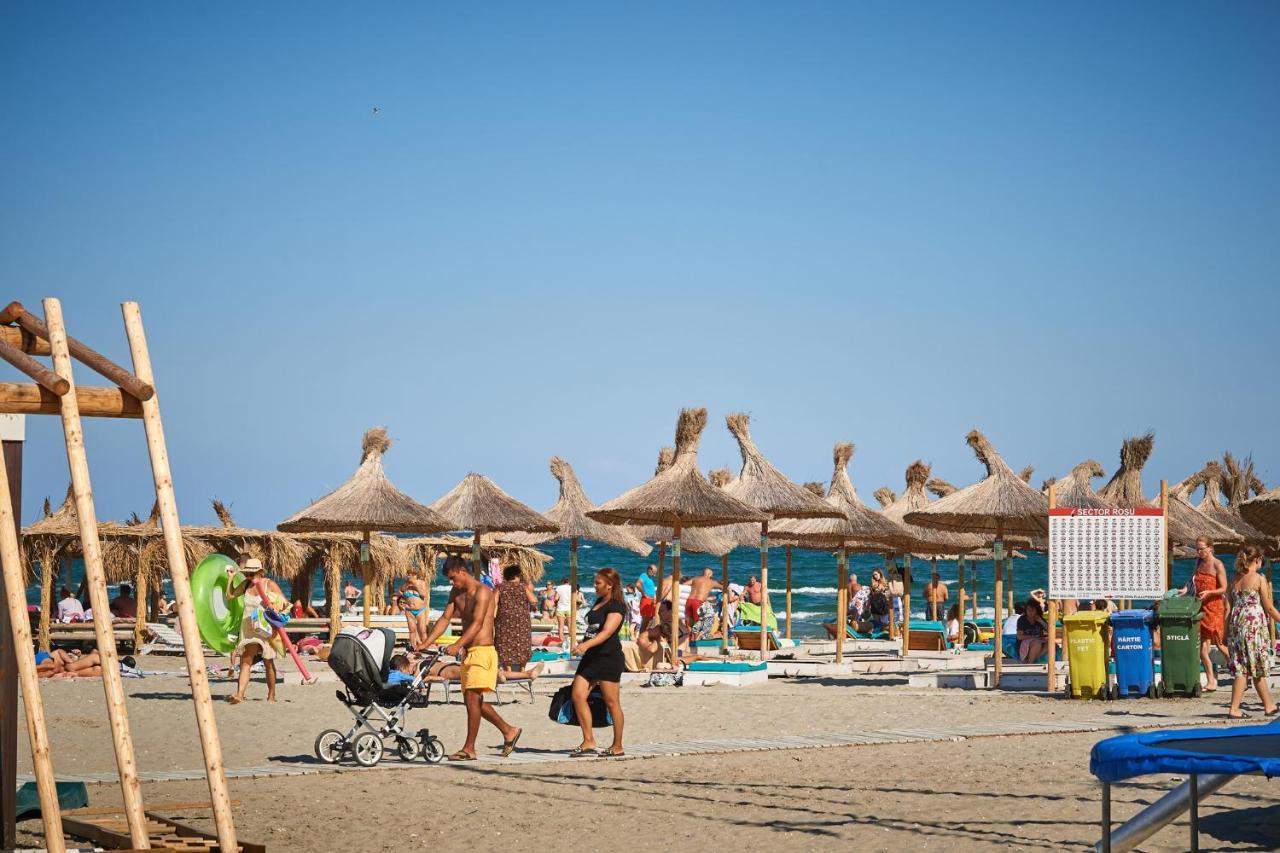 Sea Love Apt Spa N Pools Beach Resort Năvodari Eksteriør billede