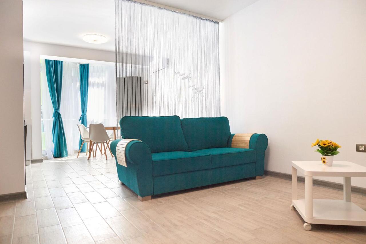 Sea Love Apt Spa N Pools Beach Resort Năvodari Eksteriør billede
