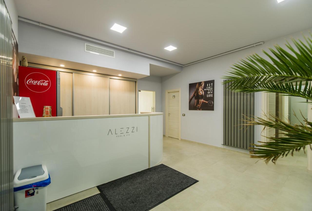 Sea Love Apt Spa N Pools Beach Resort Năvodari Eksteriør billede